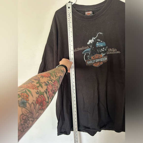 Harley Davidson “Old Dudes Ride Harder” Mackie Tshirt - Picture 2 of 7